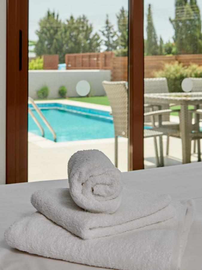 איה נאפה Angie Luxury Beach Villas מראה חיצוני תמונה